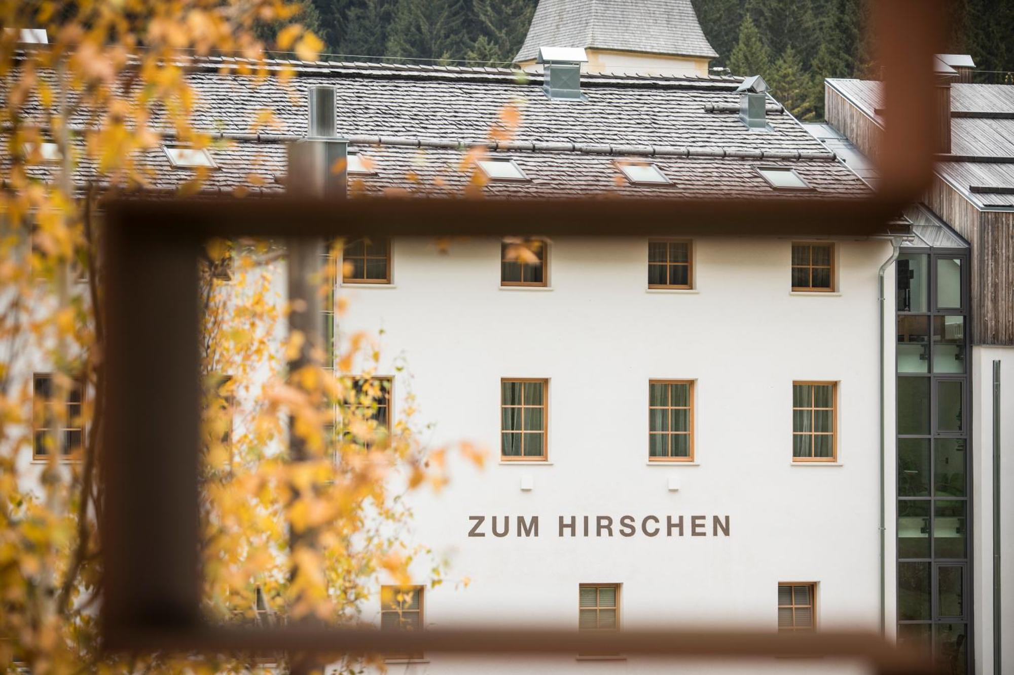 Zum Hirschen Boutique Hotel Val Di Non Unsere Liebe Frau im Walde Ngoại thất bức ảnh